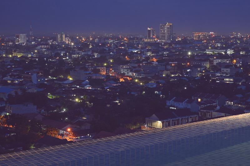 FOX Hotel Pekanbaru - Havuz