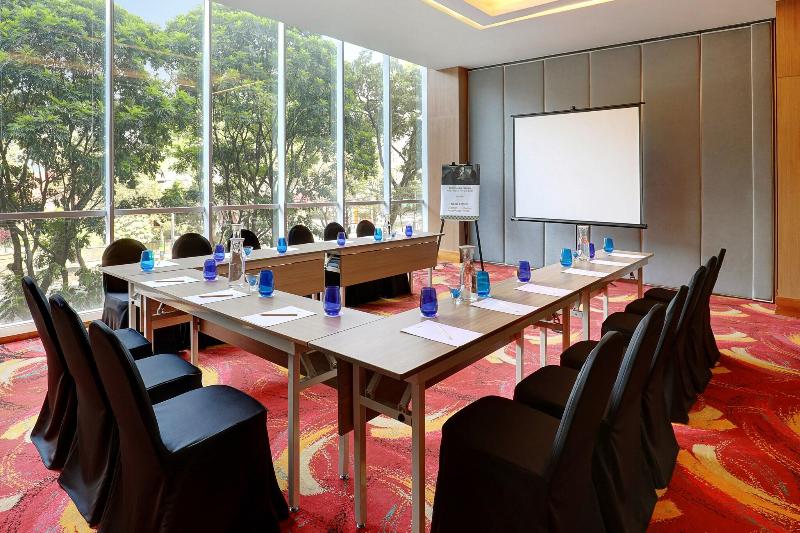 Mercure Nexa Hotel Supratman - Toplantı