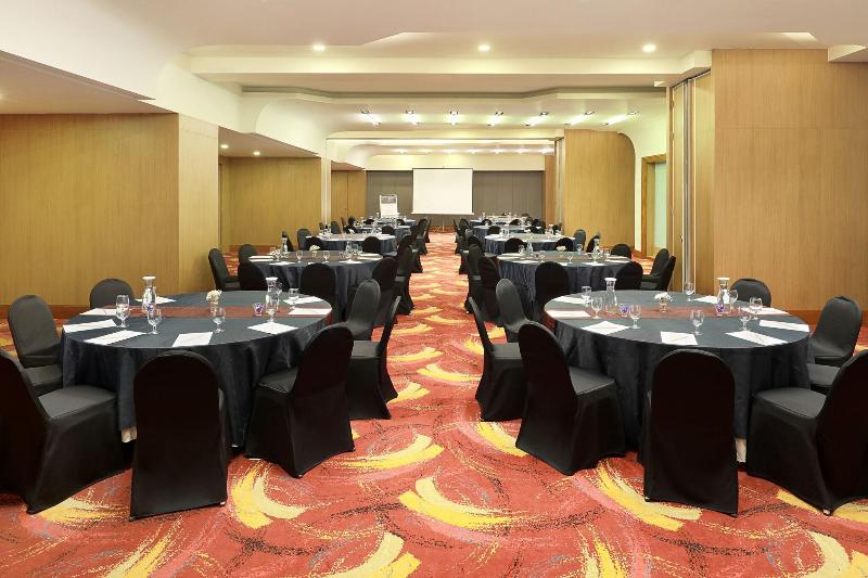 Mercure Nexa Hotel Supratman - Toplantı
