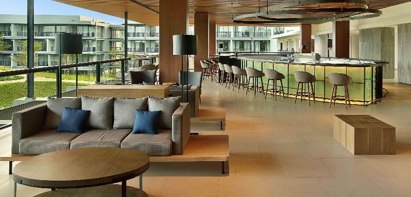 Royal Tulip Gunung Geulis Resort & Golf - Bar