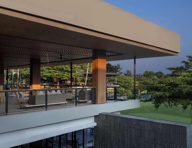 Royal Tulip Gunung Geulis Resort & Golf - Bar