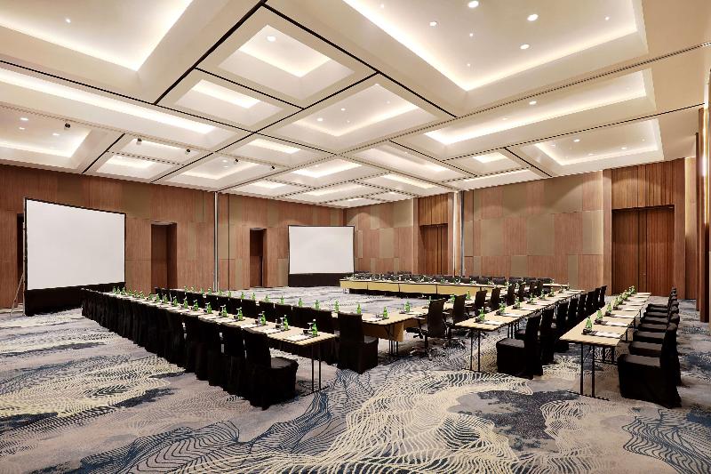 Royal Tulip Gunung Geulis Resort & Golf - Toplantı