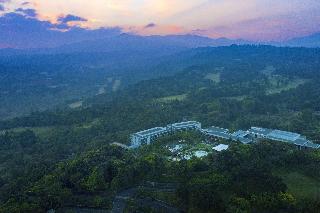 Royal Tulip Gunung Geulis Resort & Golf fotoÄŸrafÄ±