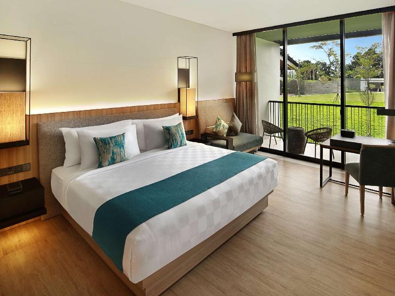 Royal Tulip Gunung Geulis Resort & Golf - Oda