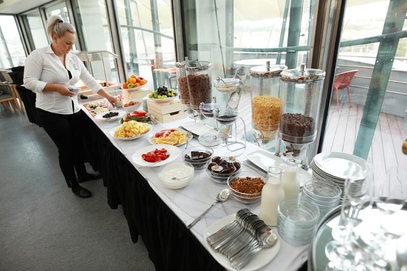 Dancing House Hotel - Restoran