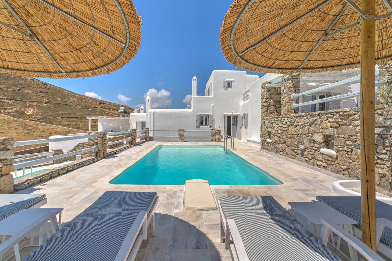 Senses Luxury Villas & Suites - Oda