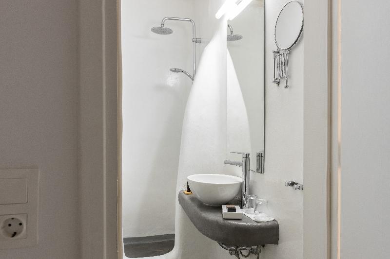 Senses Luxury Villas & Suites - Oda