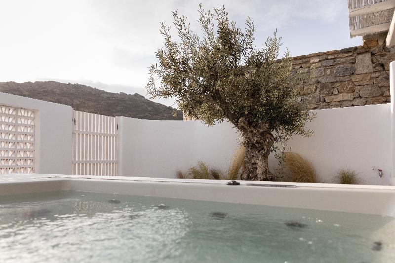 Senses Luxury Villas & Suites - Oda