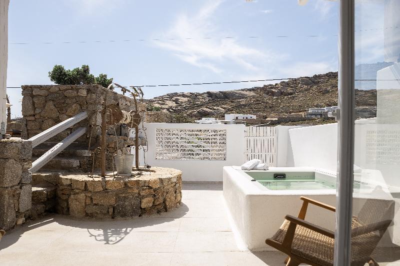 Senses Luxury Villas & Suites - Oda