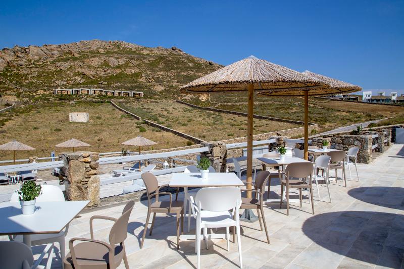 Senses Luxury Villas & Suites - Teras