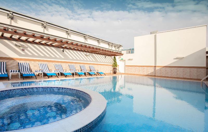 Golden Tulip Downtown Hotel - Havuz