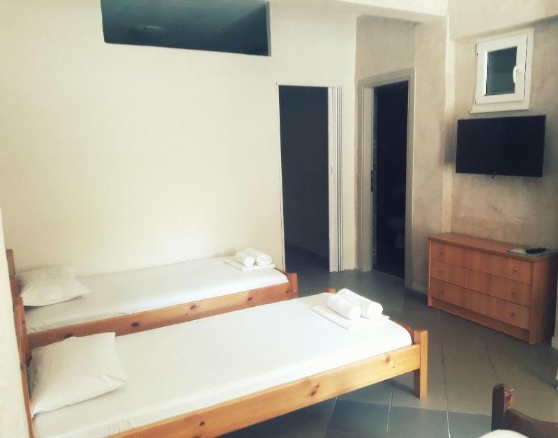 Artemis Studios & Apartments - Oda