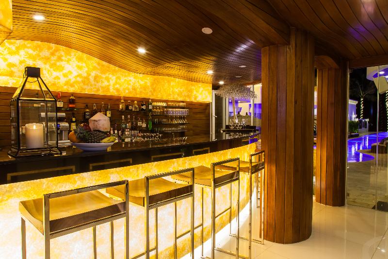 The Privilege Hotel Ezra Beach Club - Lobi