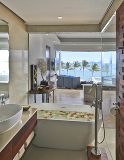 The Privilege Hotel Ezra Beach Club fotoÄŸrafÄ±