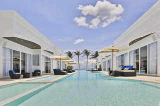 The Privilege Hotel Ezra Beach Club fotoÄŸrafÄ±