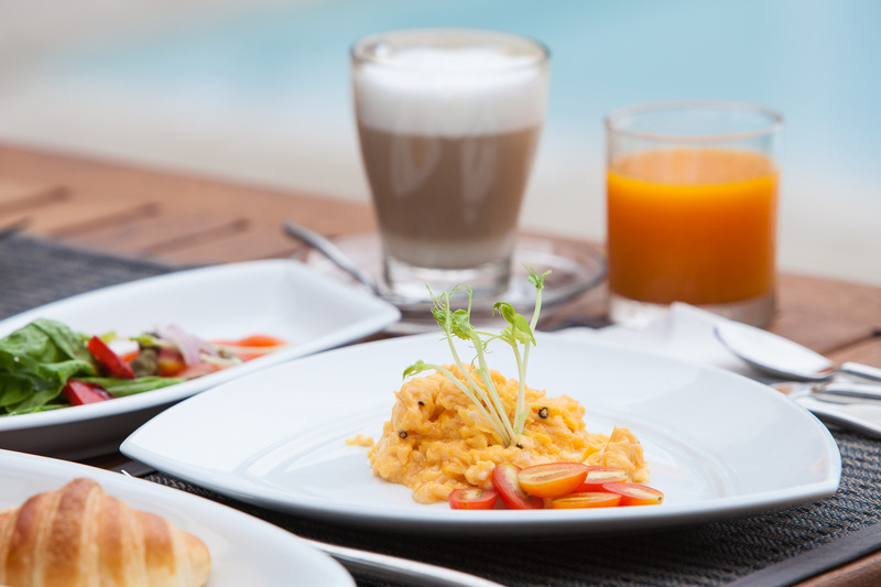 The Privilege Hotel Ezra Beach Club - Restoran