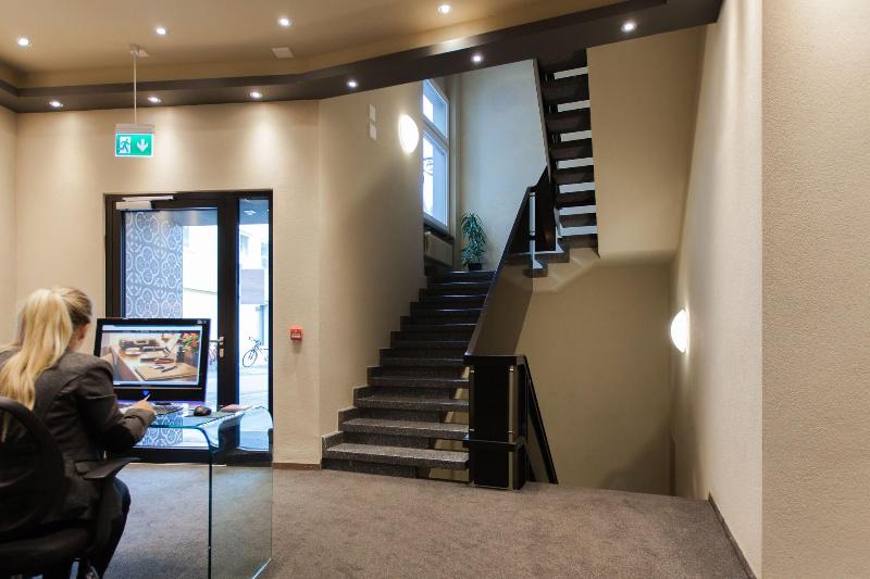 Hotel Plaza Winterthur - Lobi