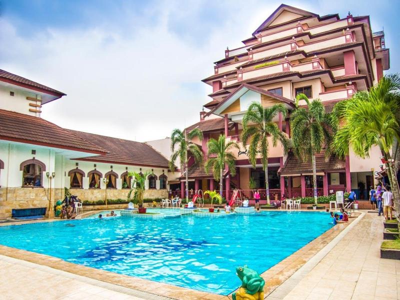 Abadi Hotel & Convention Center - Havuz