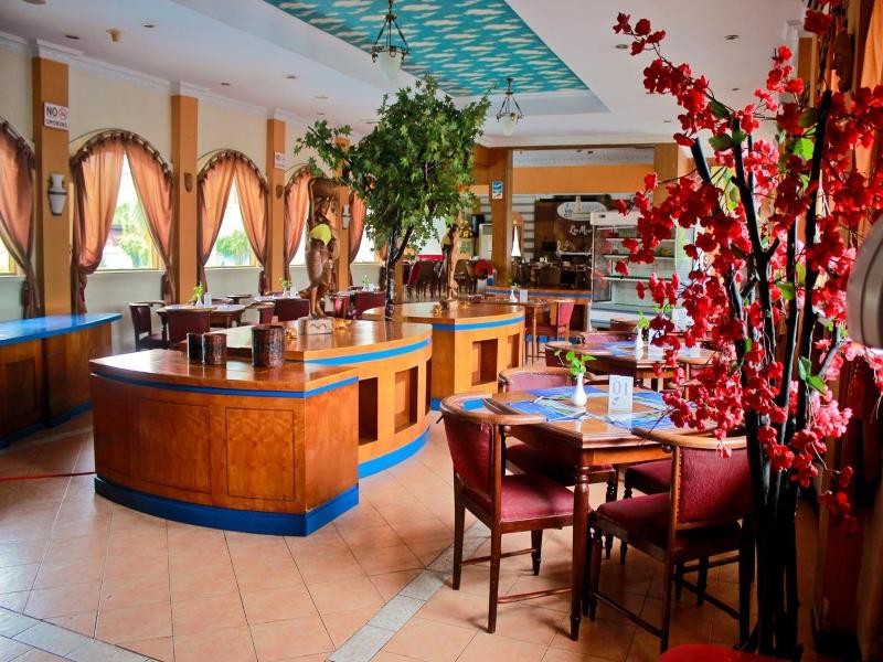 Abadi Hotel & Convention Center - Restoran