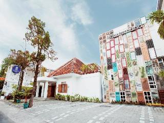 Adhisthana otel fotoğrafı