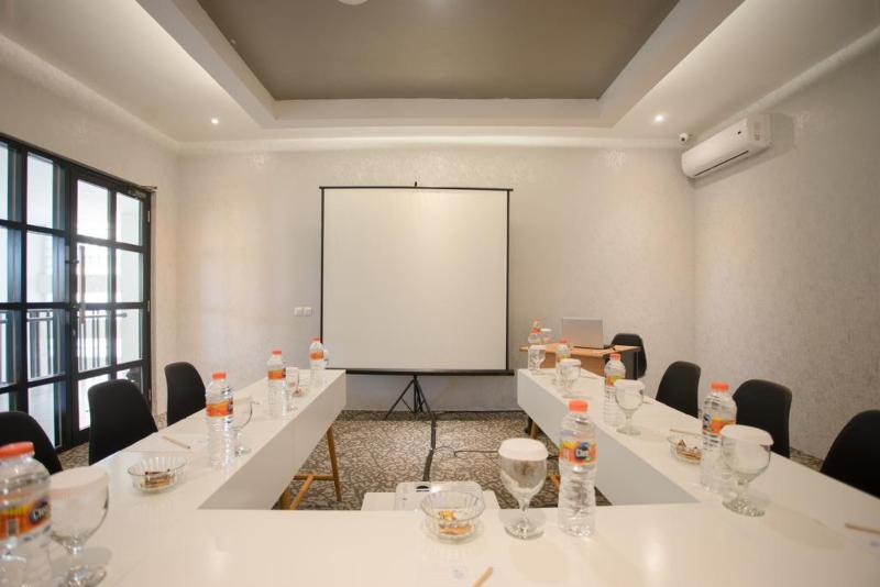 Allstay Hotel Yogyakarta - Toplantı