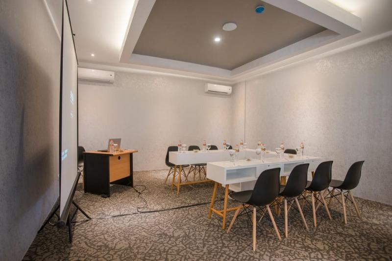 Allstay Hotel Yogyakarta - Toplantı