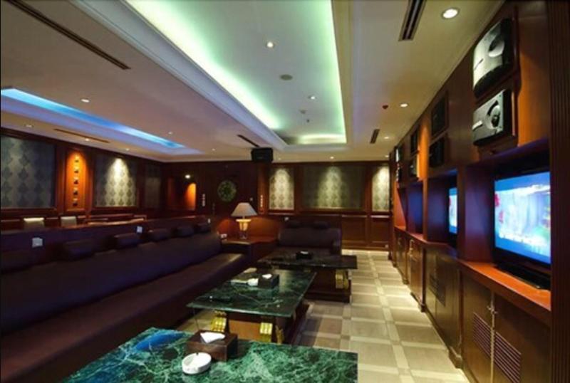 Aria Barito - Aktivite