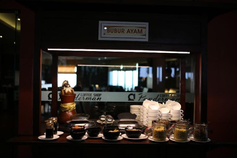 Aria Gajayana Malang - Bar