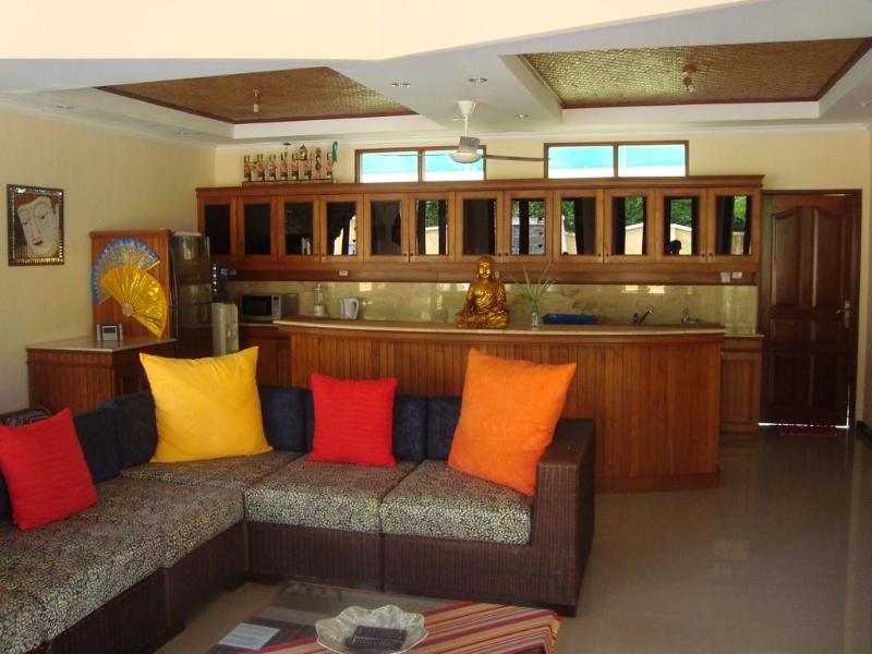 Bali Emerald Villas - Oda