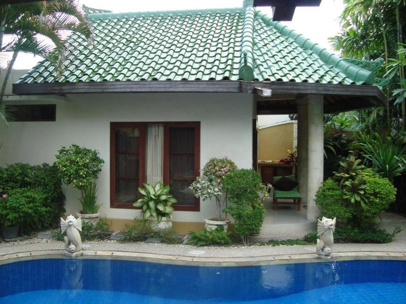 Bali Emerald Villas - Oda