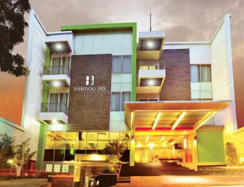 Bamboo Inn Hotel & Cafe - Genel