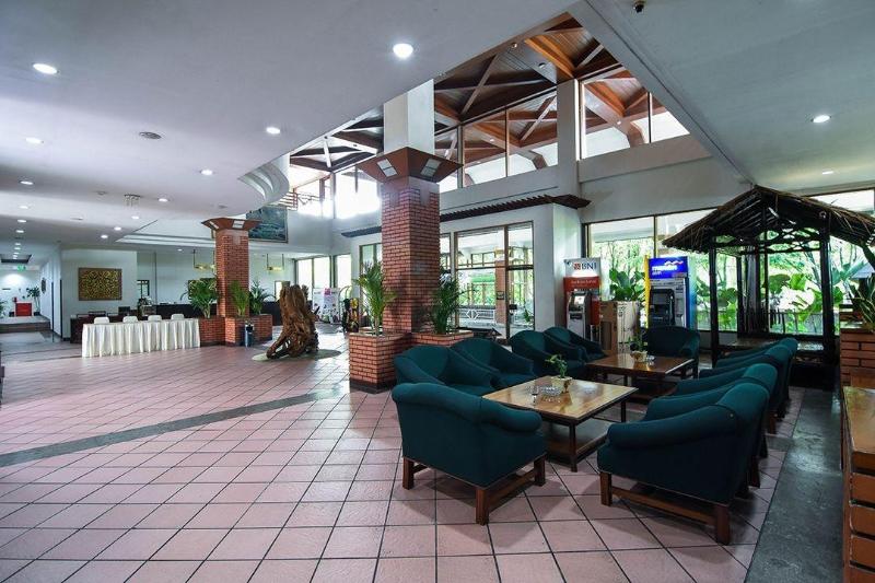 Jatinangor National Golf & Resort - Lobi