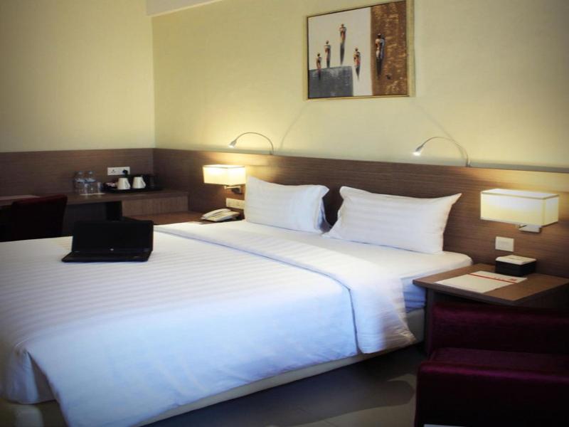 Biz Hotel Batam - Oda