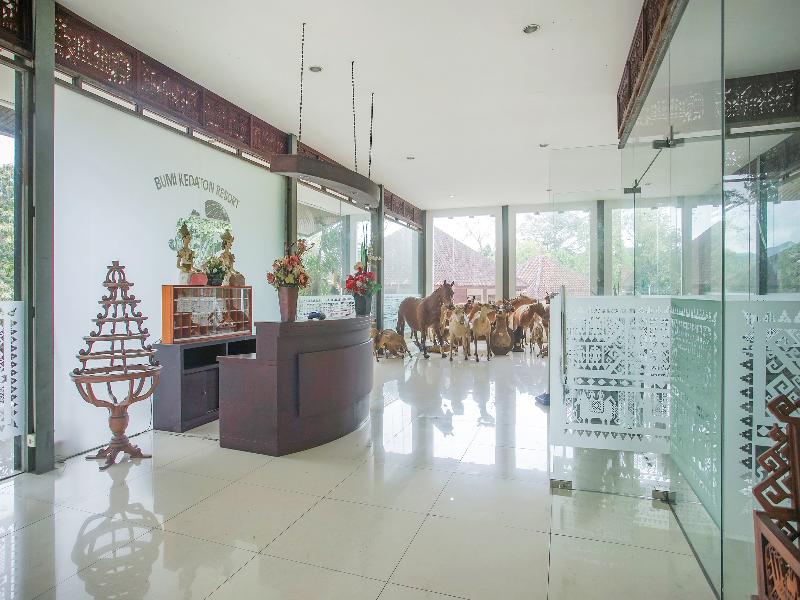 OYO 89999 Hotel Bumi Kedaton Resort - Lobi