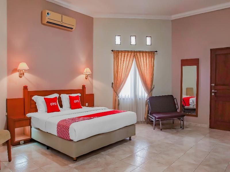 OYO 89999 Hotel Bumi Kedaton Resort - Oda