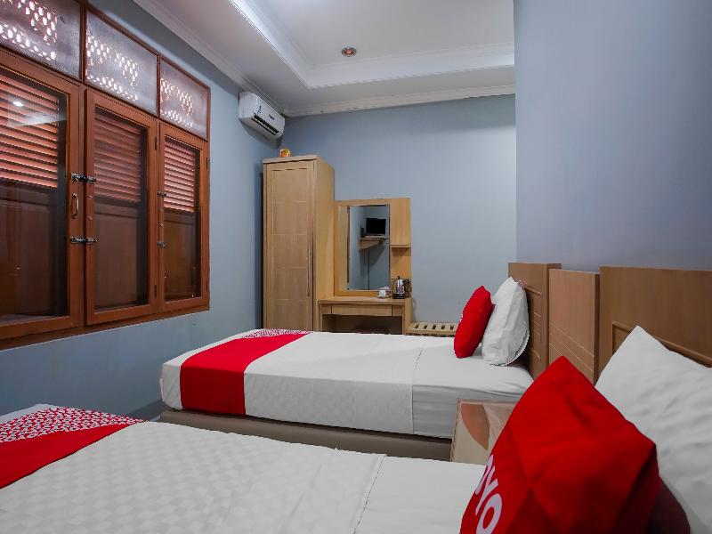 OYO 89999 Hotel Bumi Kedaton Resort - Oda