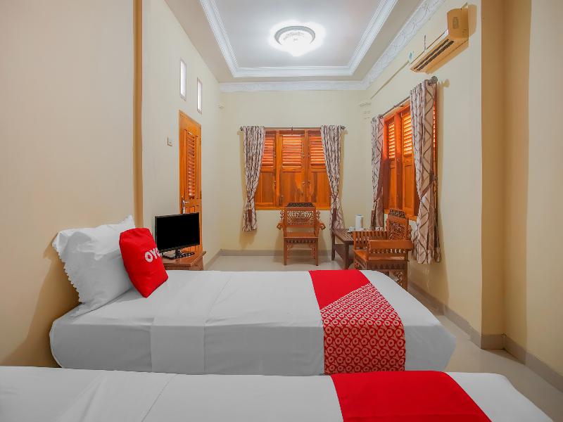 OYO 89999 Hotel Bumi Kedaton Resort - Oda