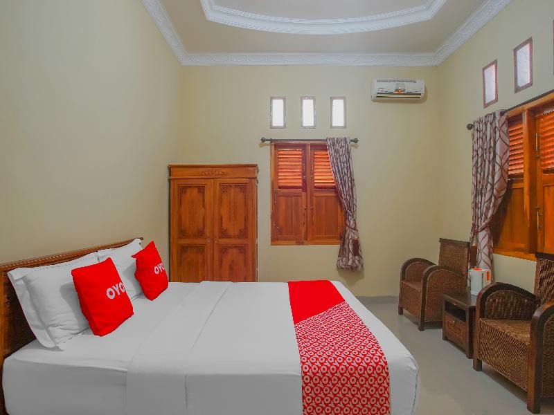OYO 89999 Hotel Bumi Kedaton Resort - Oda
