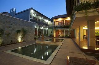 Catur Adi Putra by Shailendra otel fotoğrafı