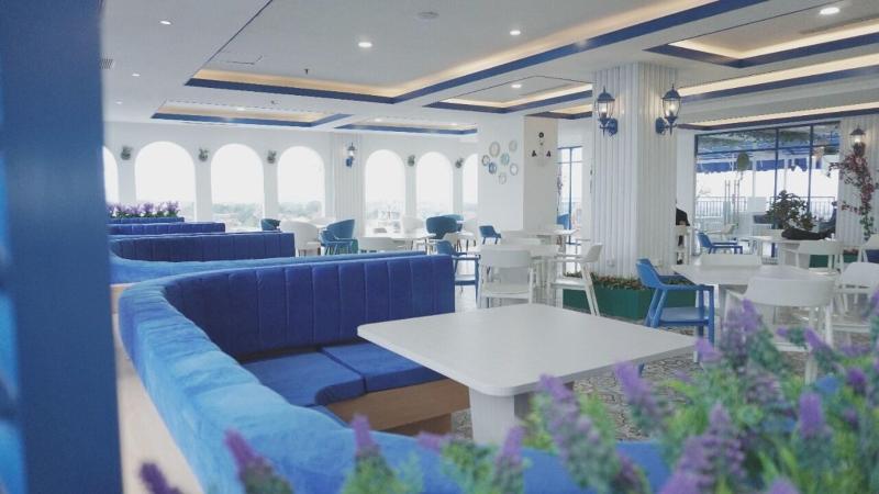 Cavinton Hotel Yogyakarta by Tritama Hospitality - Bar