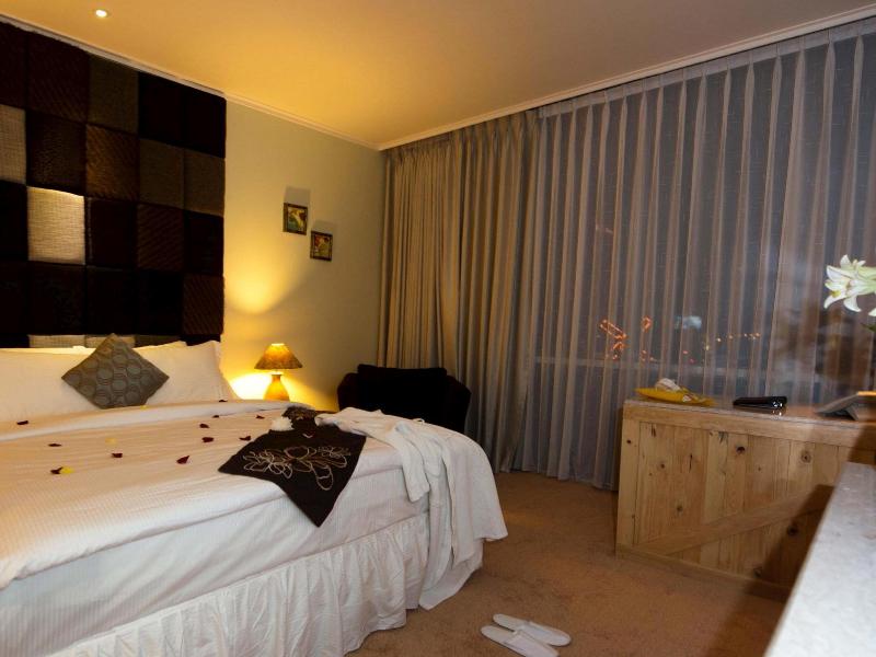 Chara Hotel Bandung - Genel