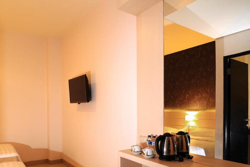 Cordela Hotel Medan - Oda