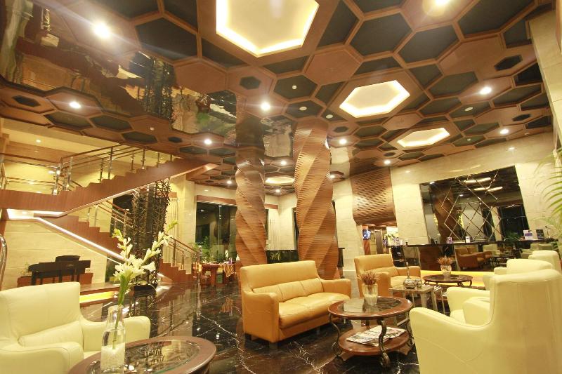 FOX HOTEL NAGOYA BATAM - Lobi