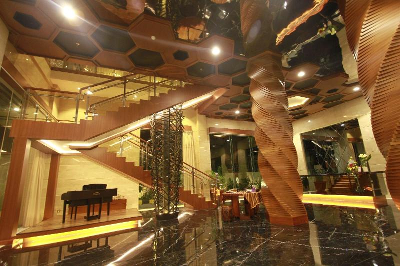 FOX HOTEL NAGOYA BATAM - Lobi