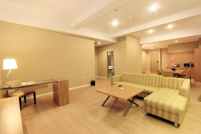 Hotel Dafam Pekanbaru - Genel