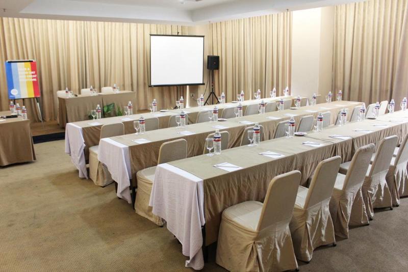 Hotel Dafam Pekanbaru - Genel