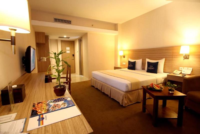Hotel Dafam Pekanbaru - Oda
