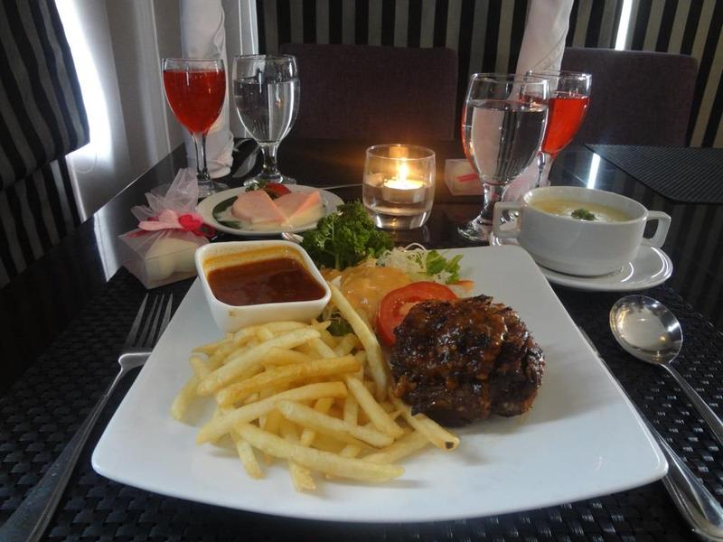 Diradja Hotel - Restoran