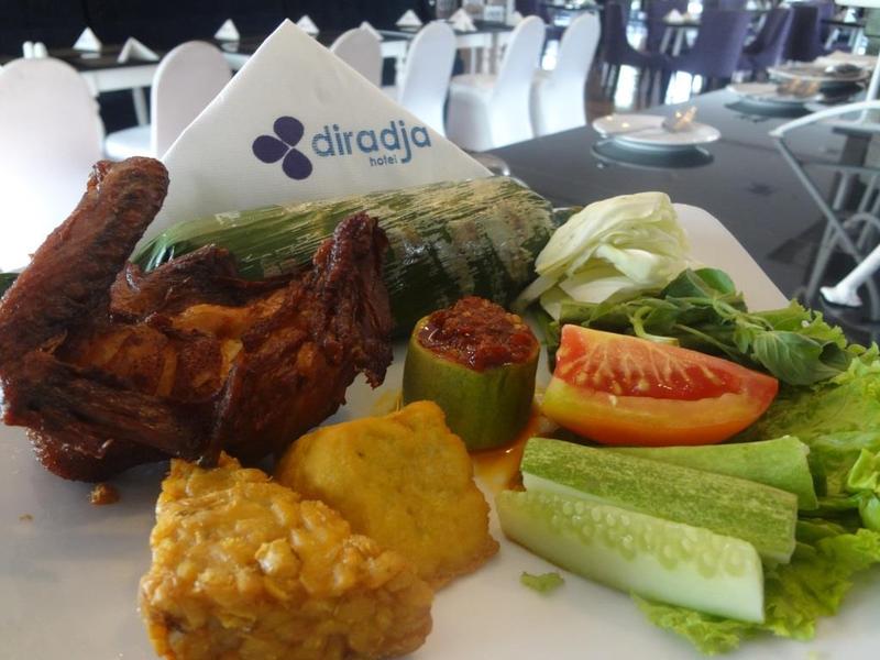 Diradja Hotel - Restoran