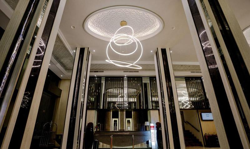 Emersia Hotel & Resort - Lobi